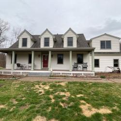 Beautiful Farm House Washing in Milford, NH