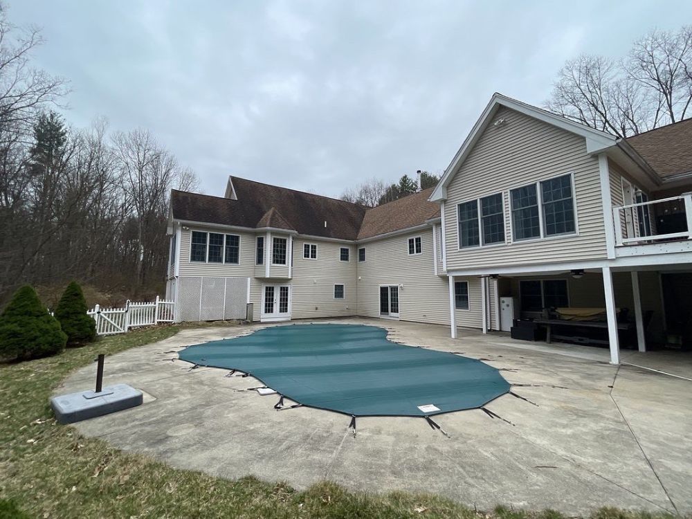 Concrete Cleaning and House Softwash in Merrimack, NH